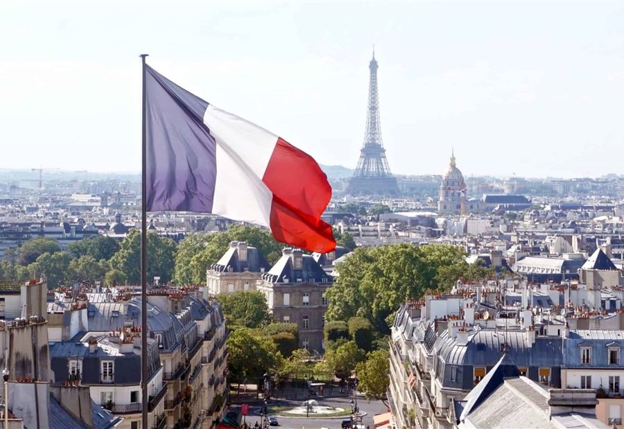 ماكرون يقود تحركاً إنسانياً لدعم لبنان: مؤتمر دولي في باريس ماكرون يقود تحركاً إنسانياً لدعم لبنان: مؤتمر دولي في باريس