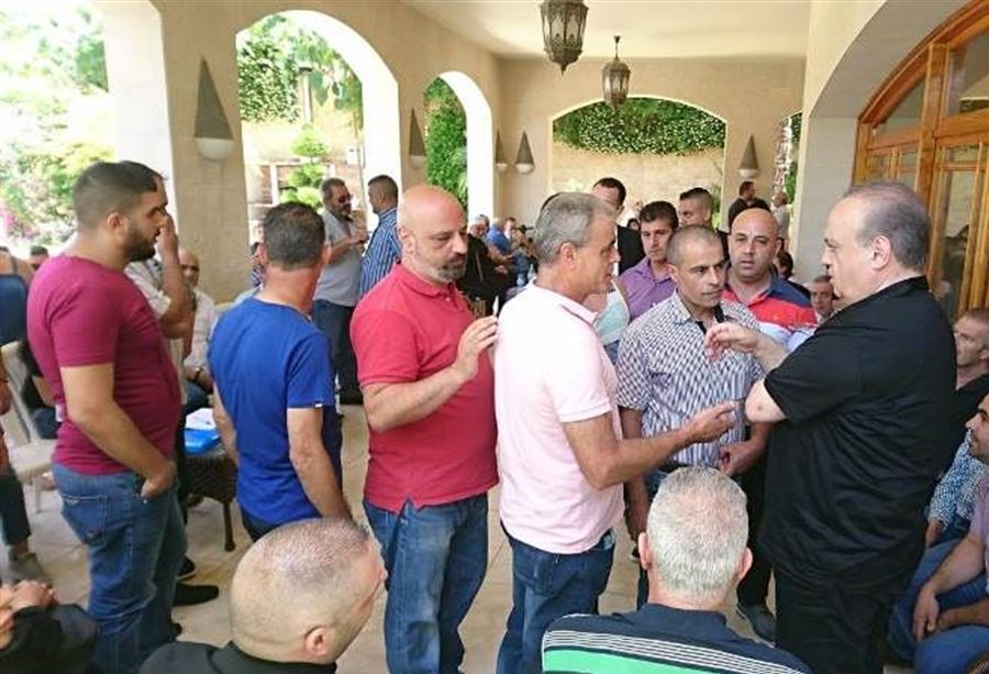 وهاب: ألم يكن القضاء مسيساً عندما أبعد عون وسجن جعجع؟