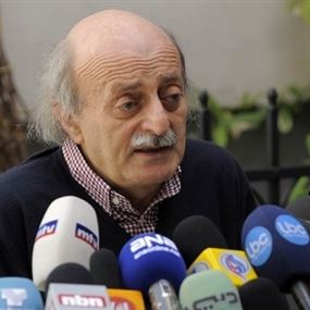 جنبلاط يستعجل منحه إطلالة تلفزيونية.. ولن يرحم العريضي