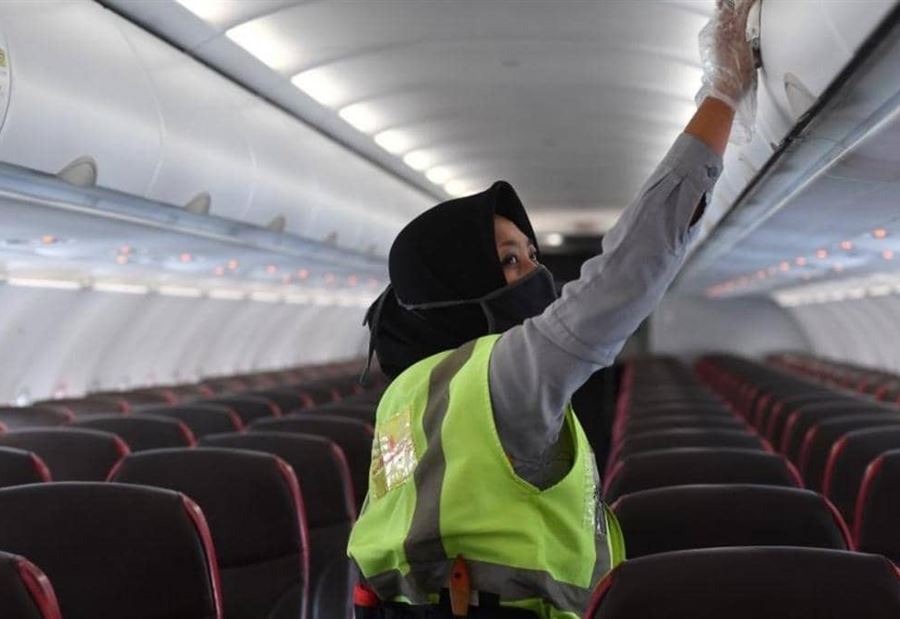دراسةٌ "حاسمة" تكشف احتمال الإصابة بكورونا على متن الطائرة