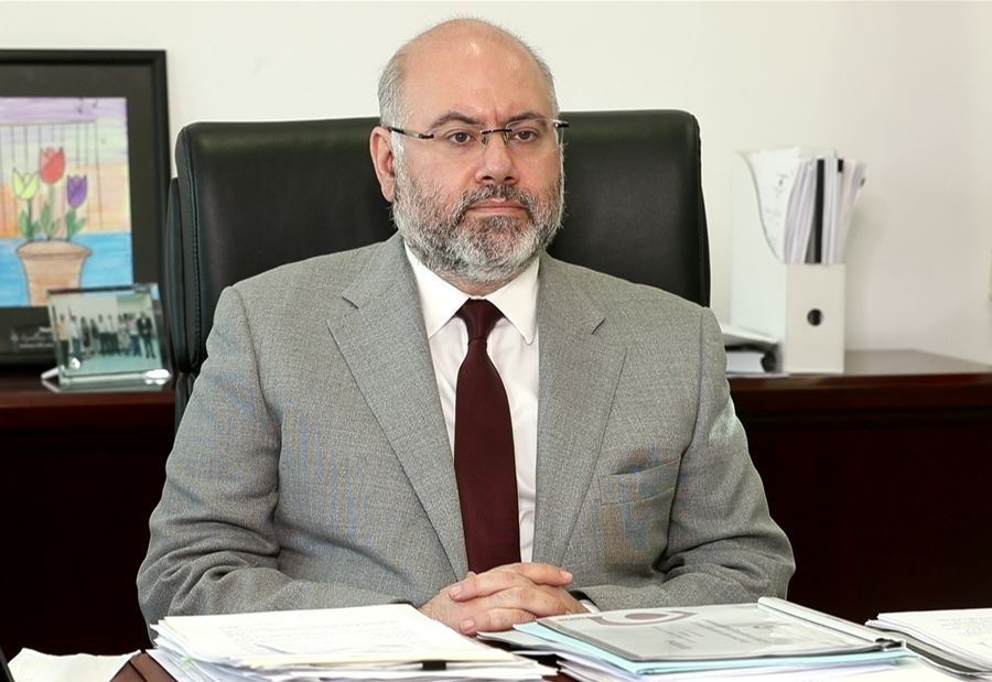 "أوميكرون"... أبيض: الخيارات لن تكون سهلة
