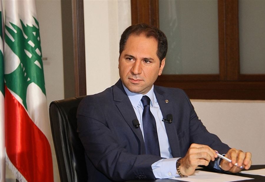 ابو فاعور يتبنى حلول بيار الجميل... وسامي يشكره
