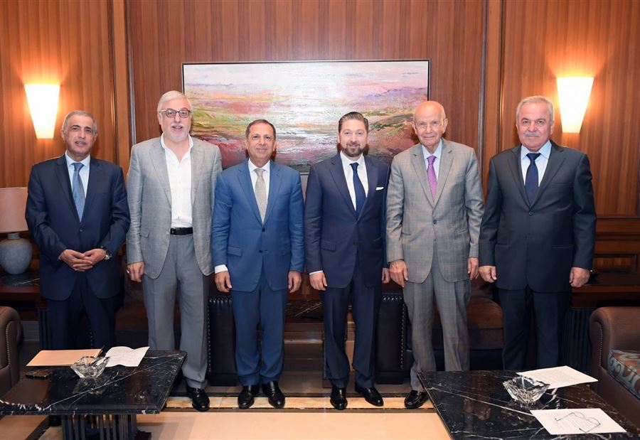 هذا هو  الاسم الوحيد المطروح حالياً لتمثيل اللقاء التشاوري هذا هو  الاسم الوحيد المطروح حالياً لتمثيل اللقاء التشاوري