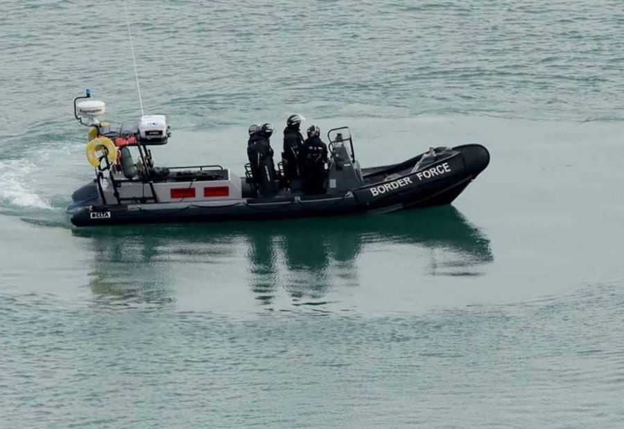 إجراء جديد في وجه اللاجئين إلى بريطانيا