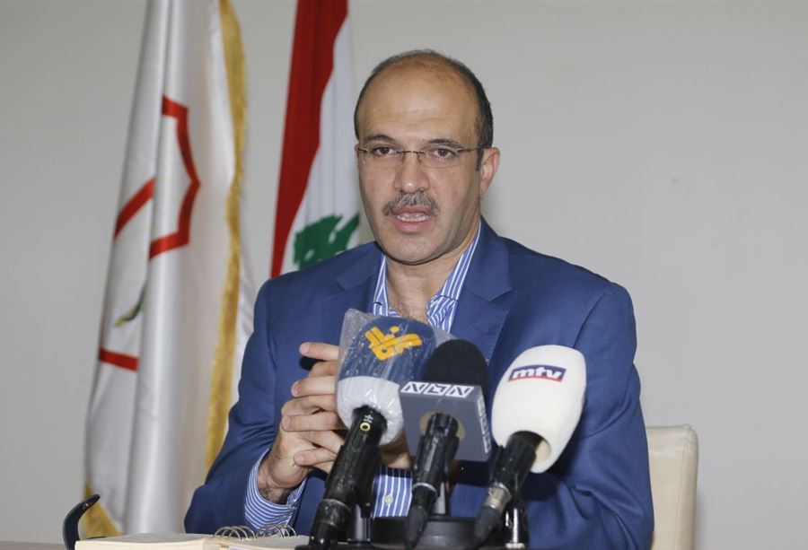 حسن يتحدث عن 3 مشاهد في يوم واحد! 