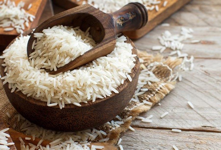 باخرة أرز فاسدة في مرفأ طرابلس!