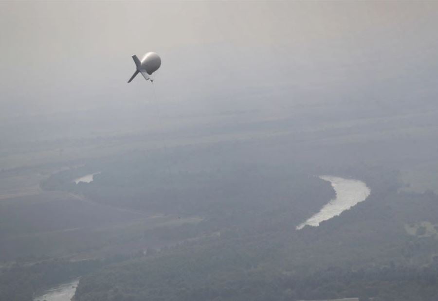 بالفيديو: منطاد تجسّس يُقلق أميركا وكندا... والصين تعلّق! 