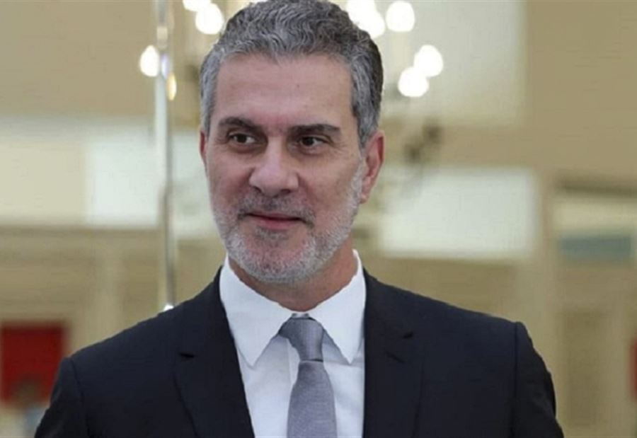 وزير السياحة يوضح: لا علاقة لي في ملف توسعة المطار 