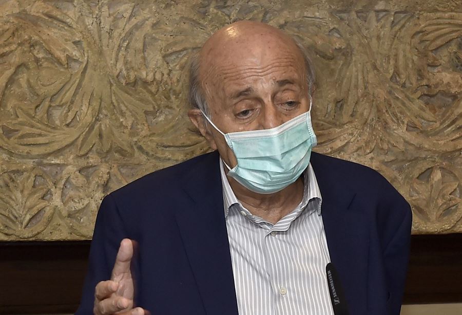 بعد بيان رئاسة الجمهورية... جنبلاط يُغرّد 