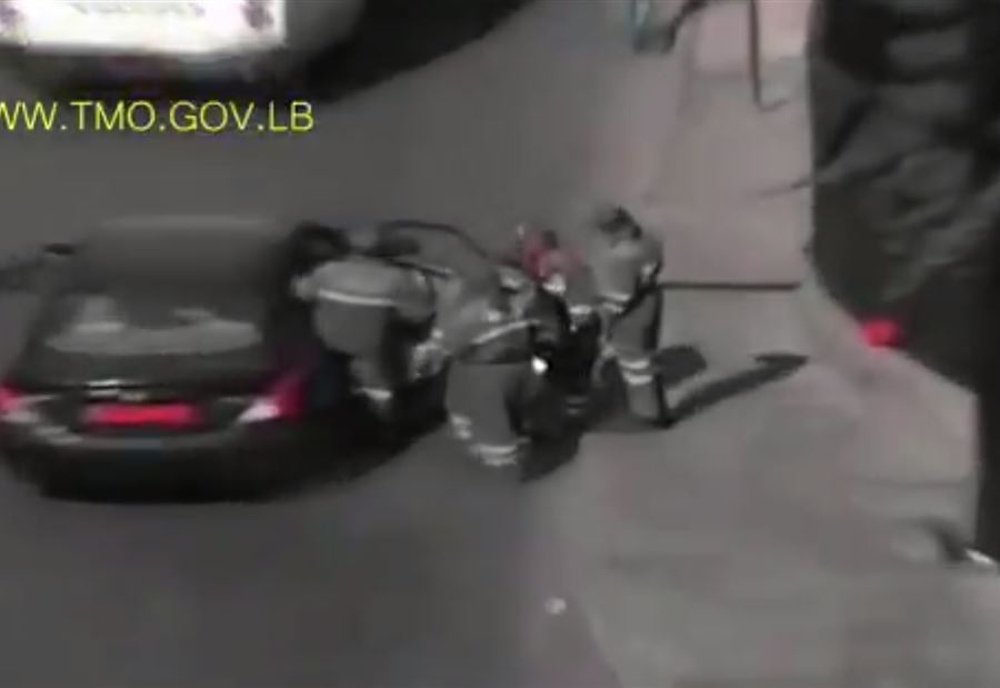 بالفيديو: سيارة أم "عبّارة"؟!