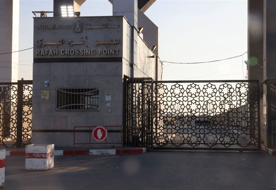 بين التسهيلات والتشديدات... معبر رفح  إلى الواجهة من جديد!