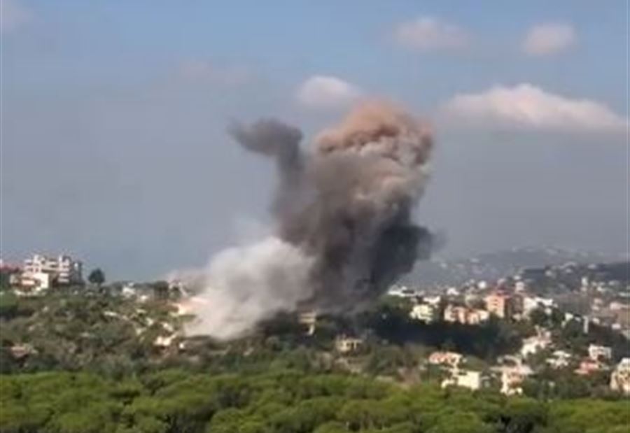 إستهداف إسرائيلي لِبلدة كيفون في قضاء عاليه (فيديو) إستهداف إسرائيلي لِبلدة كيفون في قضاء عاليه (فيديو)