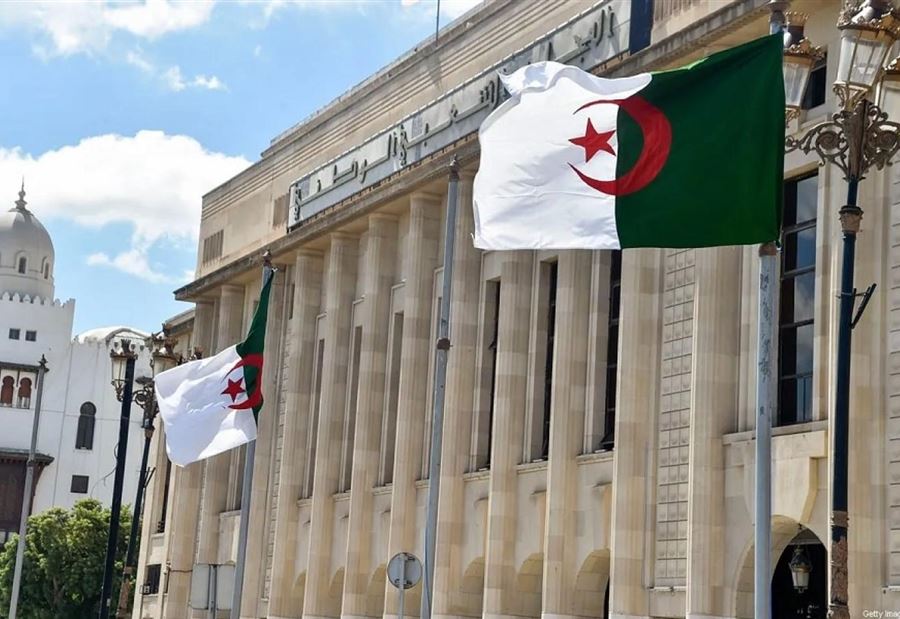 مأساة في الجزائر... "مدفأة تتسبب بوفاة عائلة كاملة!"
