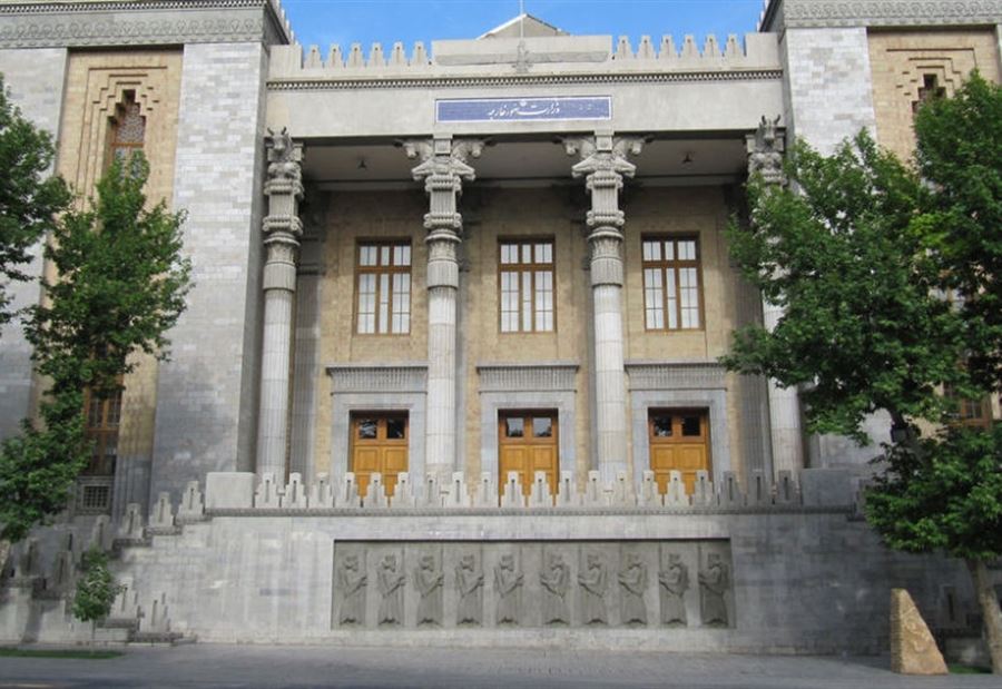 الخارجية الإيرانية: طهران لن تبحث قضايا خارج نطاق الاتفاق النووي