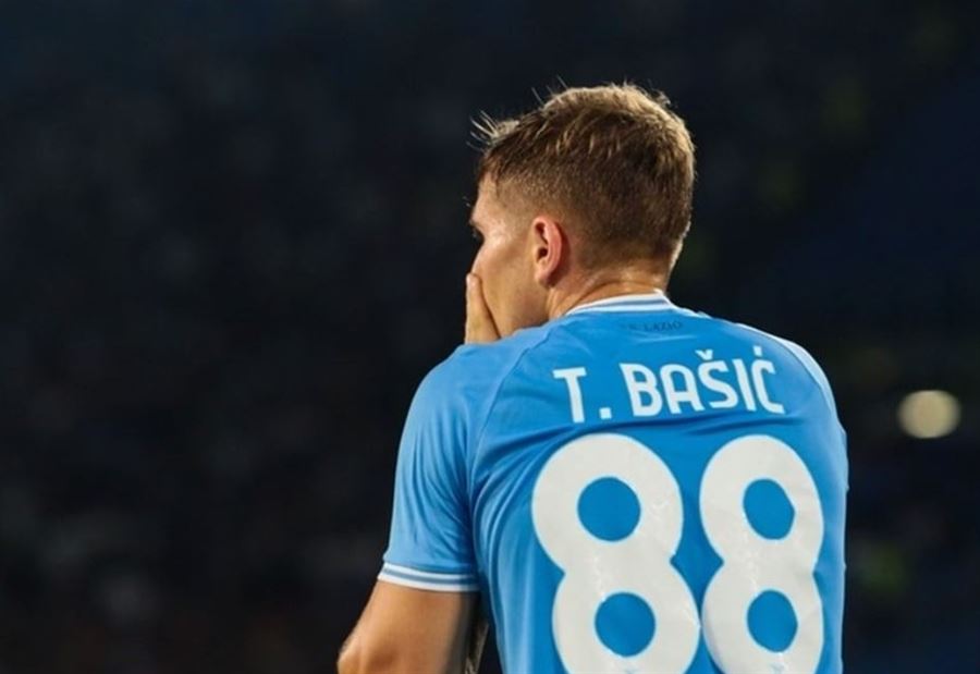 إيطاليا تحظر ارتداء الرقم 88... والسبب مفاجئ