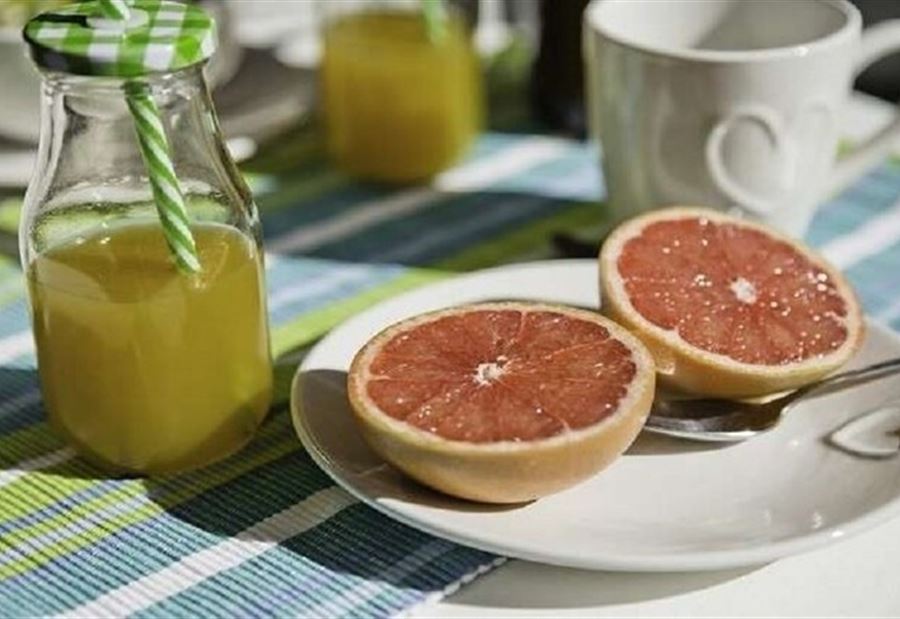 موادٌ غذائية لا يُنصح بتناولها على الريق موادٌ غذائية لا يُنصح بتناولها على الريق