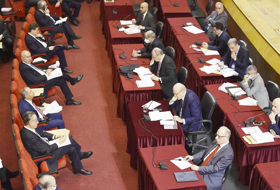 ميقاتي: المساعدات ستُدفع بالدولار