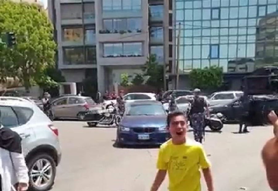 إلى السيد الوزير ألا تعني لك دموع هذا الطالب شيئاً؟