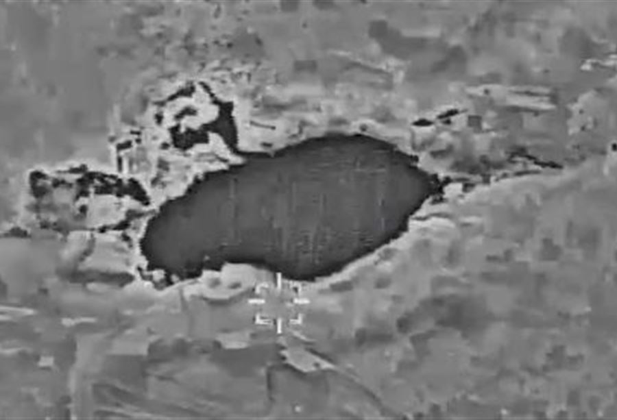 الجيش الإسرائيلي يزعم قصف مستودع أسلحة لحزب الله (فيديو) الجيش الإسرائيلي يزعم قصف مستودع أسلحة لحزب الله (فيديو)