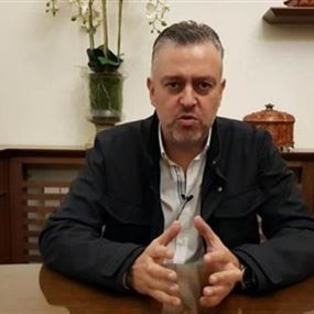 "المسيحيون المستقلون مقابل المسلمون المستقلون"