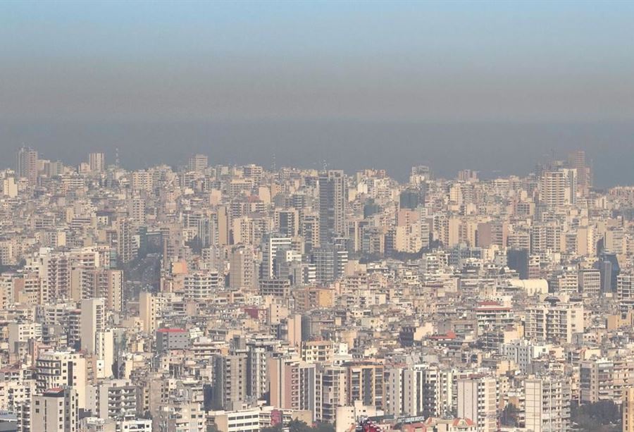 وزيرٌ يتردّدُ ويَستمهِل