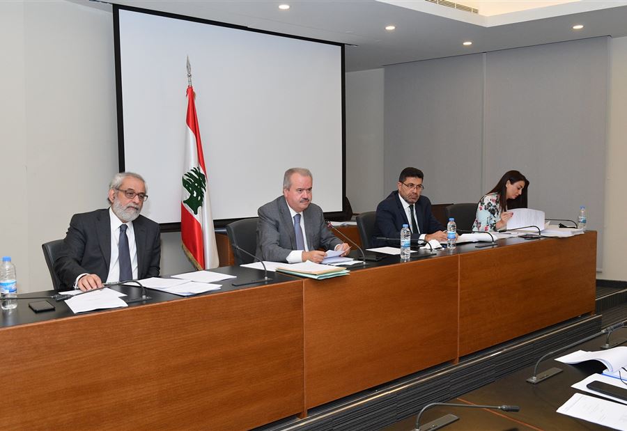 "إلغاء قانون إبرام إتفاقية قرض مع الصندوق الكويتي" 