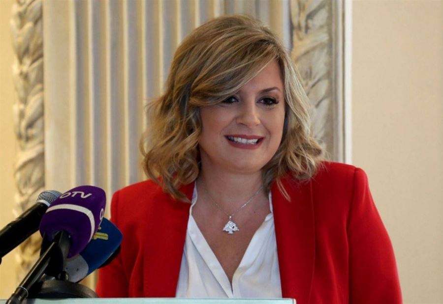 كلودين عون روكز: فخورة ببيّي وبزوجي... بس أكيد!