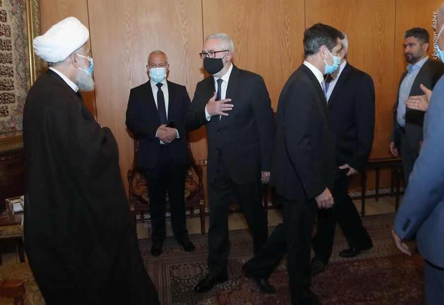 هل تُمثّل مواقف "القوات" المجلس الشيعي الأعلى؟