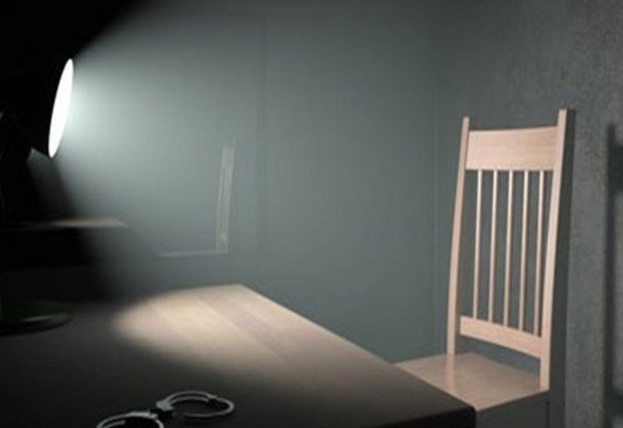 إستجواب رئيس عربي بتهم الفساد إستجواب رئيس عربي بتهم الفساد