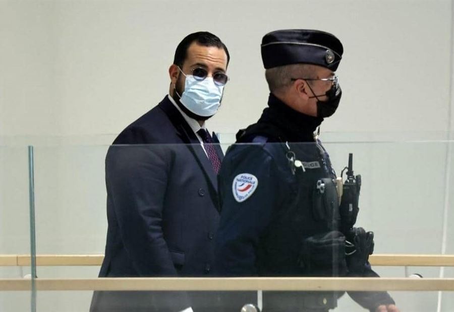 حكم بسجن الحارس الشخصي السابق للرئيس الفرنسي ماكرون