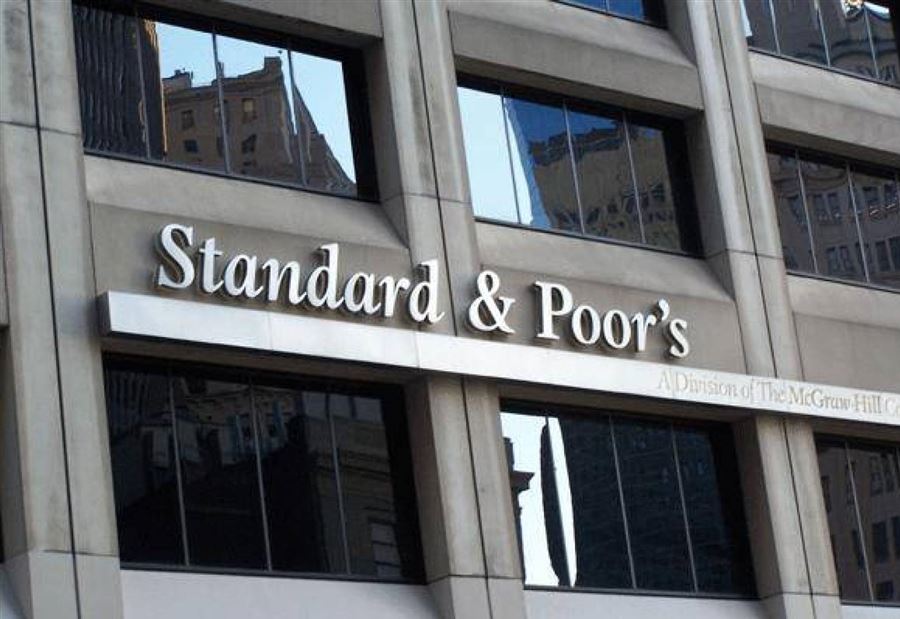 "ستاندرد اند بورز" تخفض تصنيف لبنان إلى CC/C 