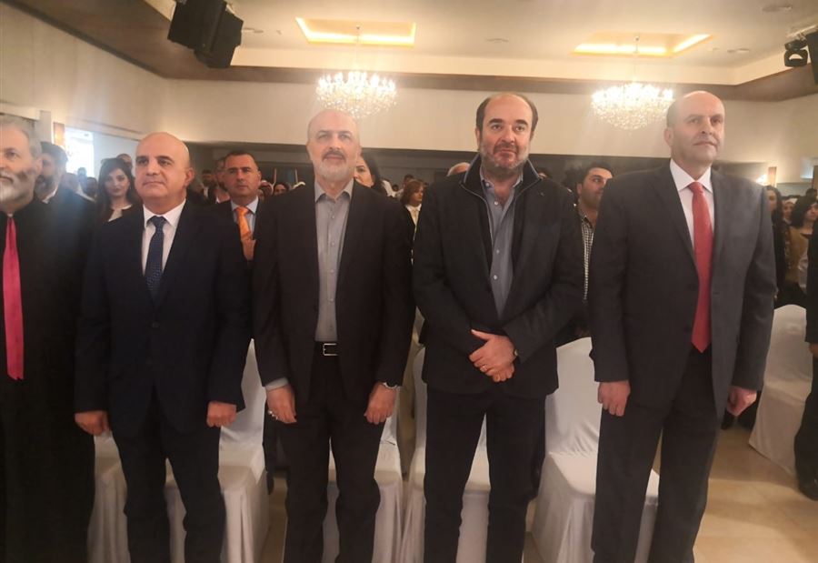 درويش يغيب عقيص