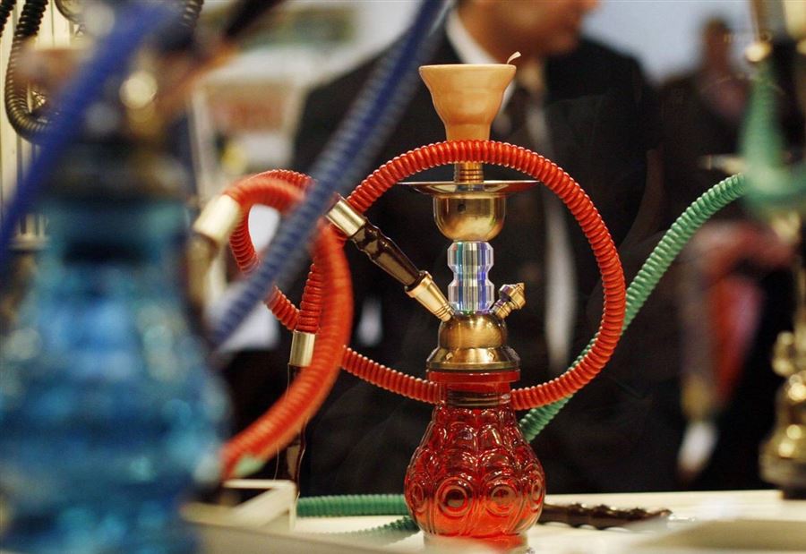موقفٌ حاد من نقيبِ الأطباء بشأن "الأراكيل"