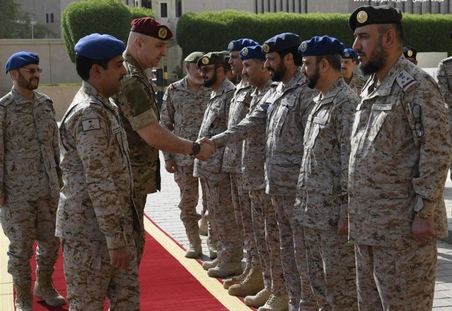 بالصور: تعزيز علاقات وتعاون بين الجيشين اللبناني والسعودي 