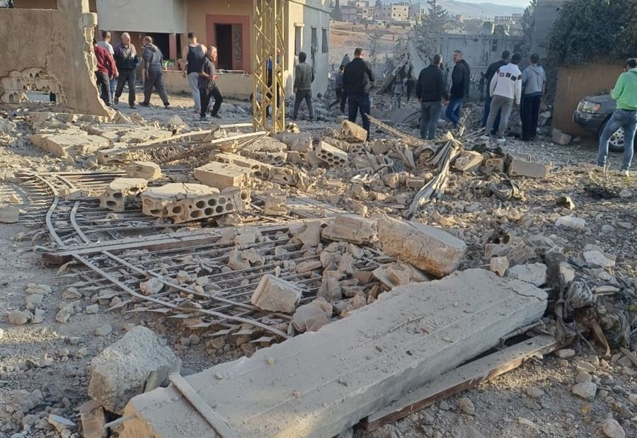 شهداءٌ ودمار... بالفيديو: غارةٌ إسرائيلية على بعلبك