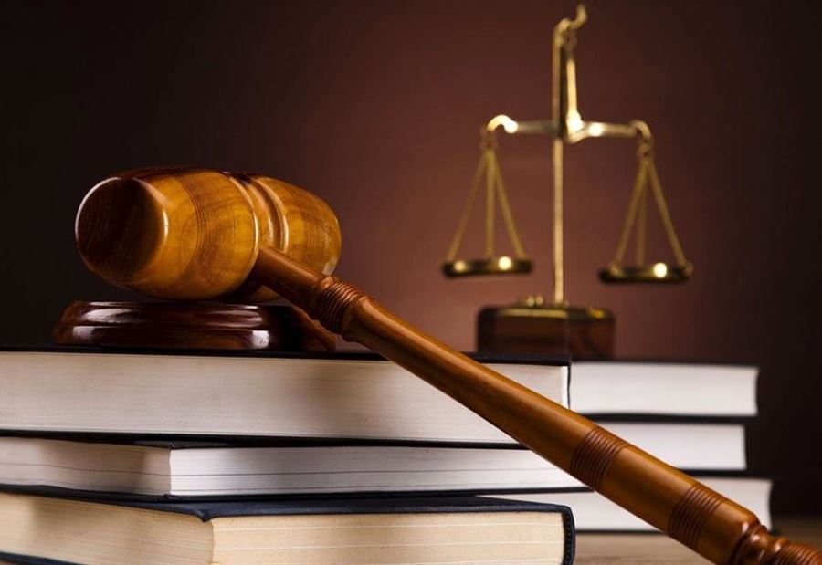 إخبارٌ إلى النيابة العامة التمييزية من فنيانوس بحقّ البيطار!