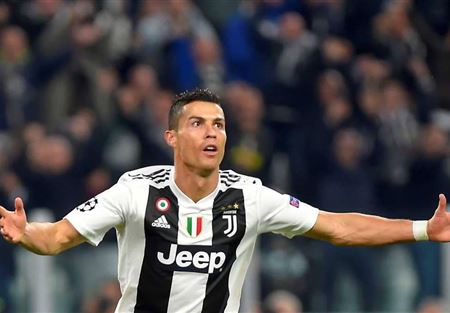 من جديد.. رونالدو خارج تشكيلة المنتخب البرتغالي  