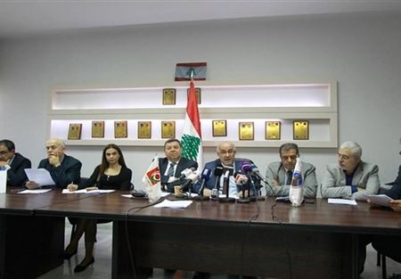 تزكية بانتخابات رابطة الأساتذة المتفرغين في اللبنانية 