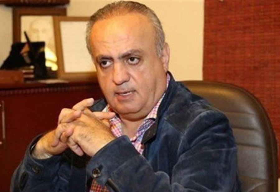 أخذٌ وردٌ بين وهّاب وبزّي 