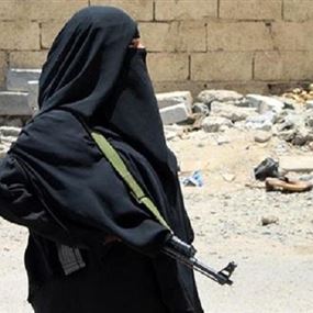 "رامبو" يمنية تقتل 5 حوثيين دفاعا عن زوجها!