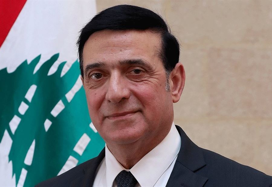 طلبٌ من نجار الى المتظاهرين  طلبٌ من نجار الى المتظاهرين