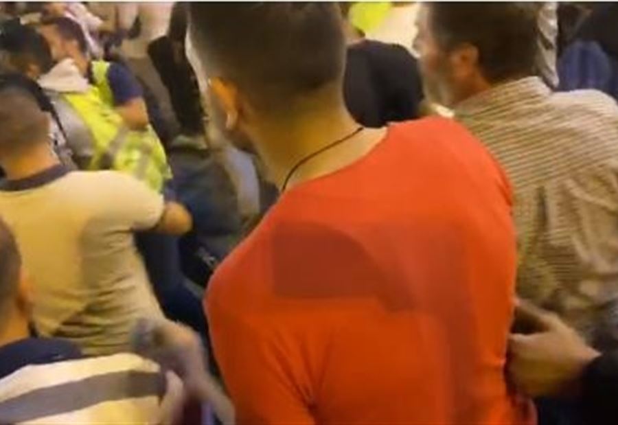 بالفيديو: اشكال في ساحة الإعتصام بطرابلس!