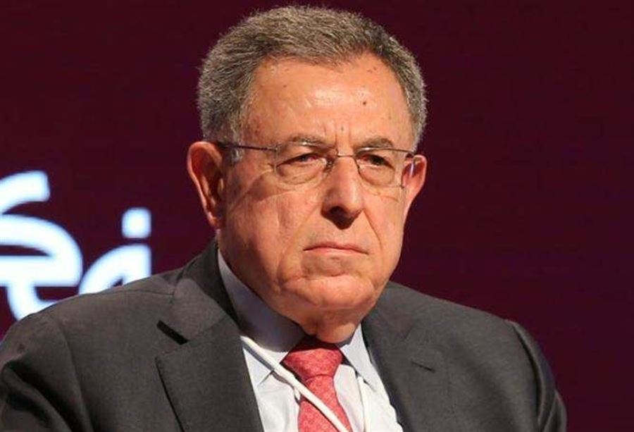 السنيورة: نرفض توطين الفلسطينيين