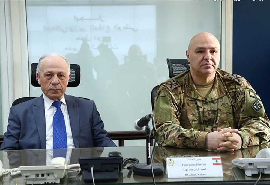 تفاصيل "مدوّية" عن الخلاف بين وزير الدفاع وقائد الجيش