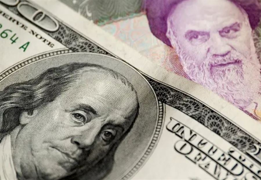 إلى الـ36 ألف... انهيارٌ في العملة الإيرانية
