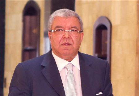 مؤتمر صحافي تقويمي للمشنوق غداً