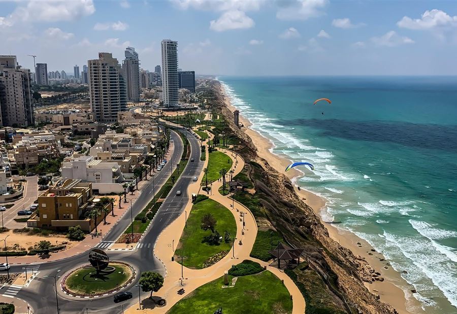 انفجار يهزّ تل أبيب... اغتيالات غامضة وسيارات مفخّخة تثير الرعب (فيديو)