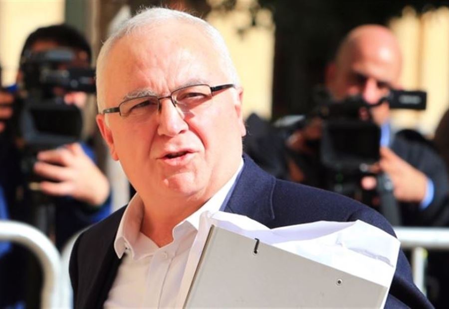 الضاهر يُغرد عن "زمرة سياسية فاشلة"