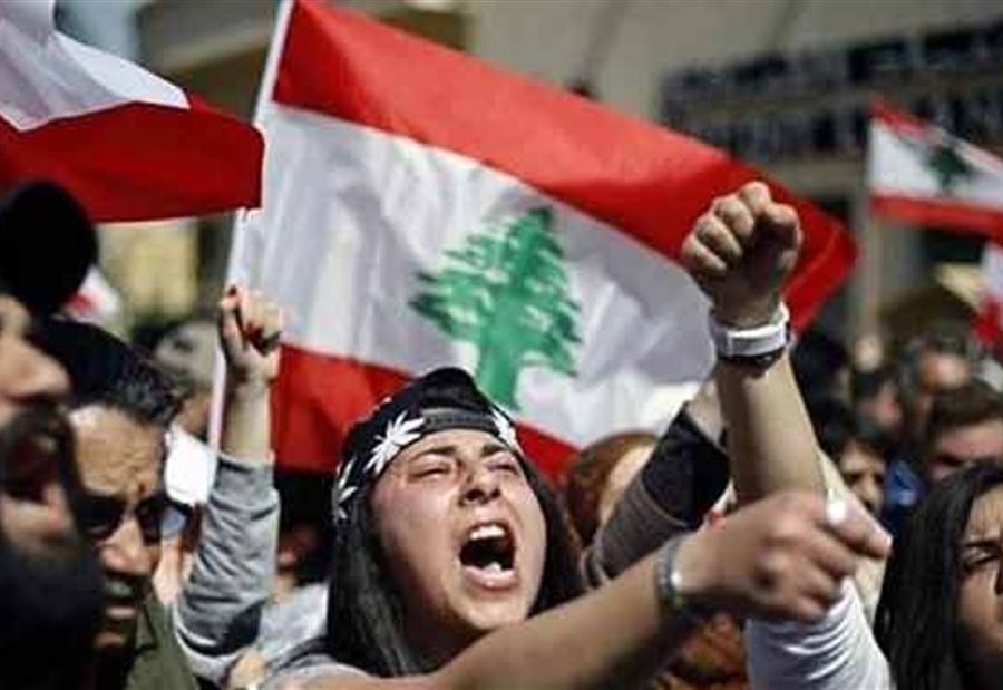 لليوم الخامس على التوالي...محتجون مستمرون على موقفهم