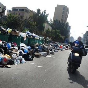 الحكومة وقعت على "المناخ" والـ "زبالة" في شوارعنا!	
